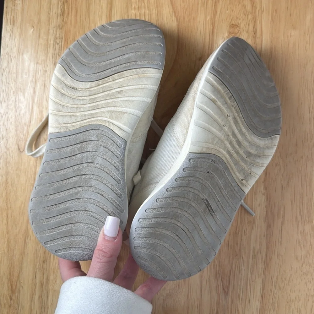 Allbirds Women’s Everyday Couriers in white/cream size 7
